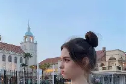 非科班碾压专业？沈梦辰演技逆袭贵妃接戏杨紫引爆热搜！